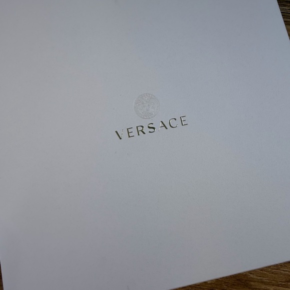 New In Box ✨ VERSACE Pink / Gold Medusa Silk Scarf Twilly - Picture 14 of 16